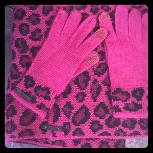 COACH Cozy pink scarf and gloves set, never worn